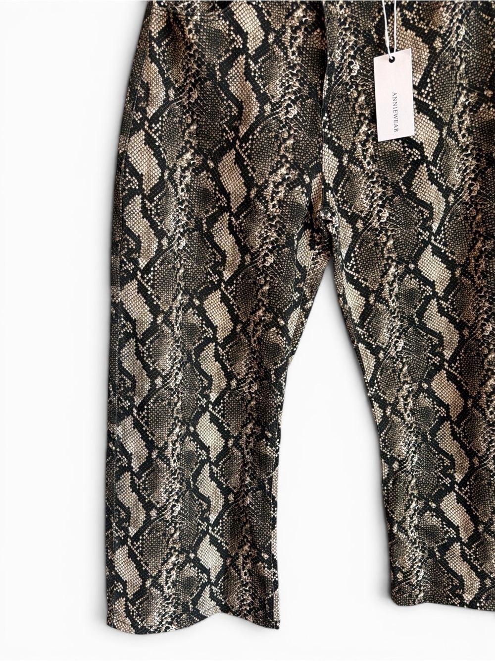 Anniewear Barrel Snake Print Pants Size XL Black Brown High Rise Cropped NEW - Picture 6 of 13